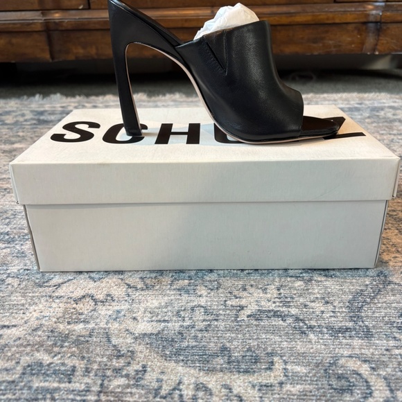 Schultz Danni Heels Black/Size 7 NWT - Picture 2 of 11